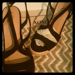 XOXO size 7.5